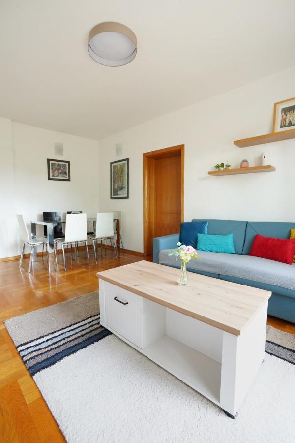 Apartment Gold Podgoriţa Exterior foto
